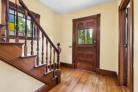 Entry Way - 28 Rose St, Bath, ME 04530 photo 5 of 10