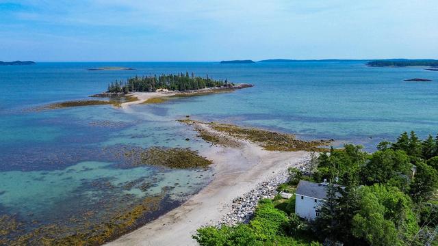 541 Mason Bay Rd, Jonesport, ME 04649