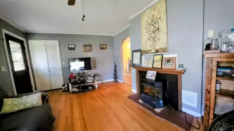 Living - 14 New York St, Millinocket, ME 04462 photo 4 of 4