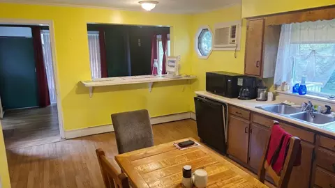 Kitchen - 14 New York St, Millinocket, ME 04462 photo 2 of 3