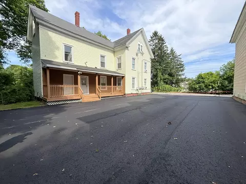 20 Temple St, Auburn, ME 04210