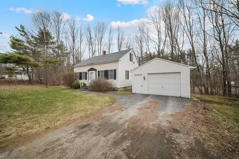 19 Washington St, Waterville, ME 04901