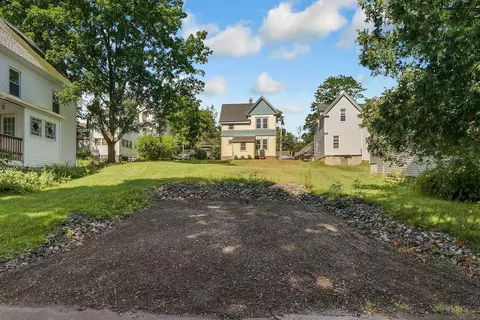 Exterior - 533 High St, Bath, ME 04530 photo 10 of 14