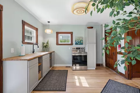 Kitchen - 533 High St, Bath, ME 04530 photo 1 of 1