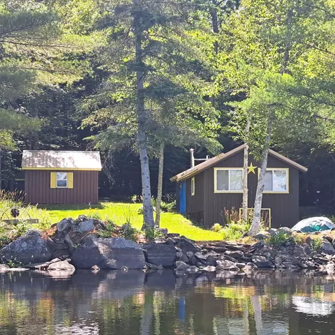 92 Center Pond Rd, Sangerville, ME 04479