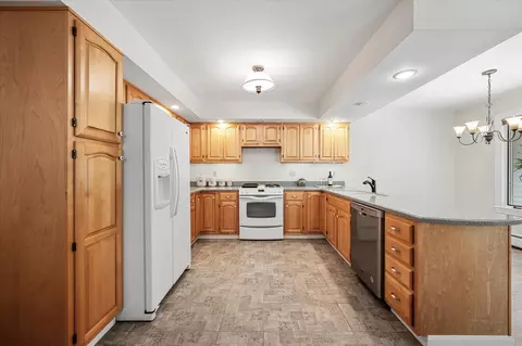 Kitchen - 345 Five Rd, Carmel, ME 04419 photo 3 of 5