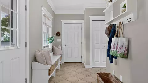 Entry Way - 16 Apple Ln, Gorham, ME 04038 photo 1 of 10