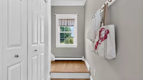 Entry Way - 16 Apple Ln, Gorham, ME 04038 photo 3 of 10