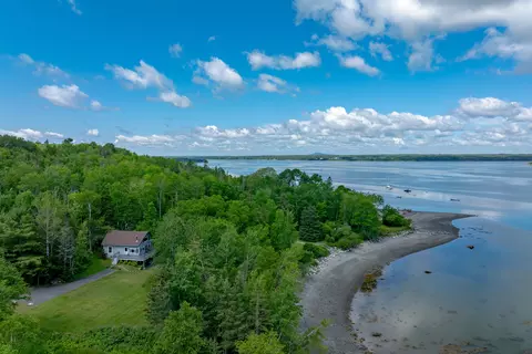 26 Hummingbird Ln, Bar Harbor, ME 04609