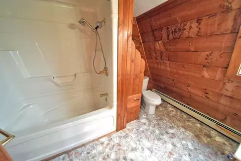 Bath - 808 Skedgell Rd, Cary Plt, ME 04471 photo 5 of 6