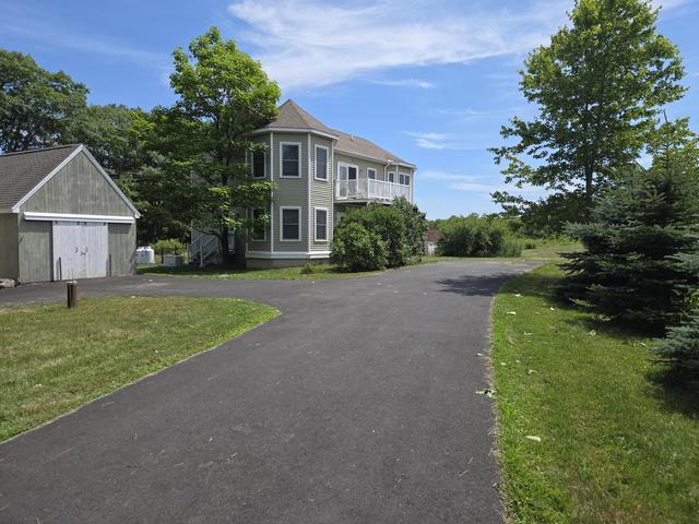 515 Lowelltown Rd, Wiscasset, ME 04578