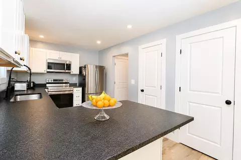 7 Hall Rd, Windham, ME 04062 photo 10