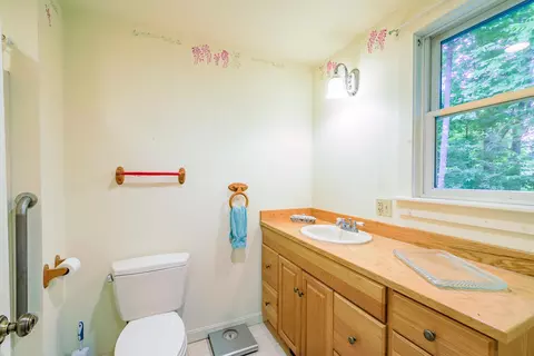 Bath - 595 Appleton Ridge Rd, Appleton, ME 04862 photo 1 of 4
