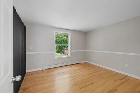 Bedroom - 9 Monroe Dr, Naples, ME 04055 photo 2 of 6