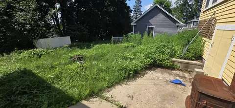 Exterior - 172 Maine Ave, Millinocket, ME 04462 photo 2 of 3