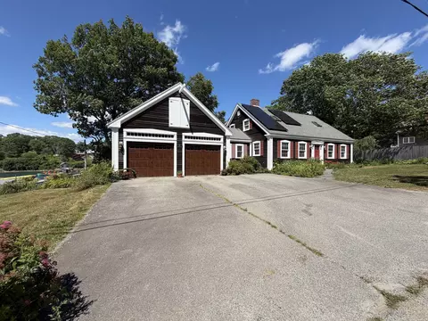 82 Southside Rd, Bristol, ME 04554