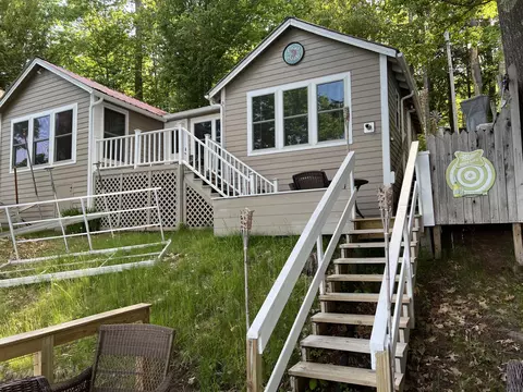 144 Heritage Woods Ln, Winthrop, ME 04364