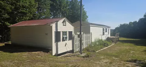 962 King St, Oxford, ME 04270