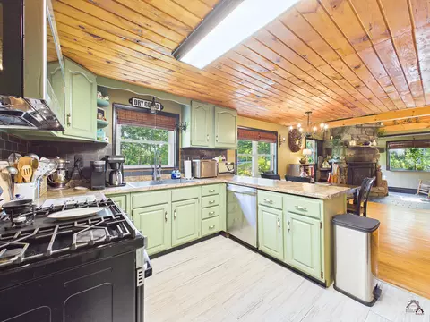 Kitchen - 38 Billington Rd, Milo, ME 04463 photo 6 of 6