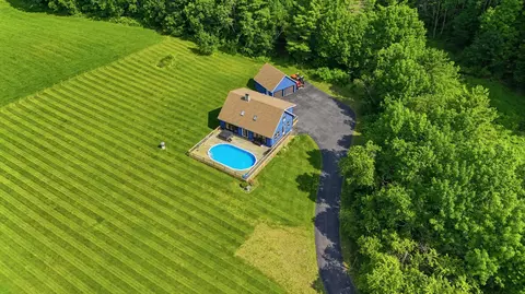 Exterior - 960 W River Rd, Augusta, ME 04330 photo 1 of 10