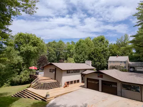 31 Upland Ln, Yarmouth, ME 04096