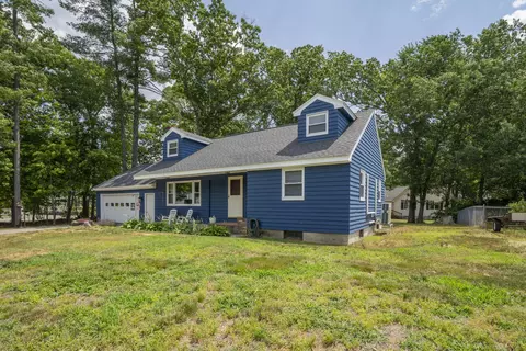 6 Milton Ave, Sanford, ME 04073