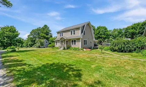14 Dry Point Rd, Rome, ME 04963
