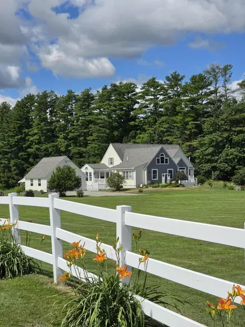 9 Swanton Dr, Hollis, ME 04042
