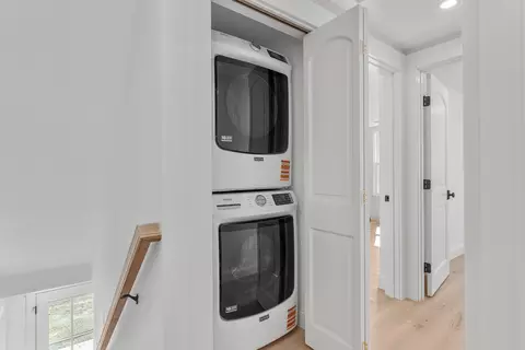 Entry Way - 256 Berwick Rd, Ogunquit, ME 03907 photo 2 of 2