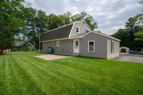 Exterior - 256 Berwick Rd, Ogunquit, ME 03907 photo 3 of 5