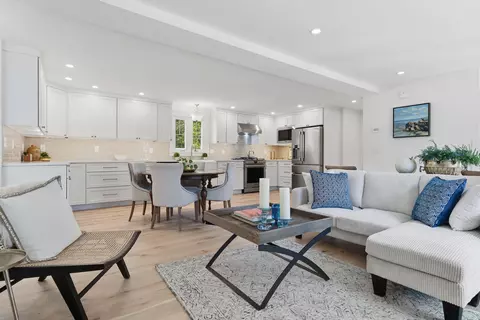 Living - 256 Berwick Rd, Ogunquit, ME 03907 photo 2 of 2