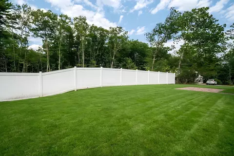 Exterior - 256 Berwick Rd, Ogunquit, ME 03907 photo 5 of 5
