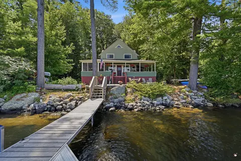 33 Rough Ln, Belgrade, ME 04917