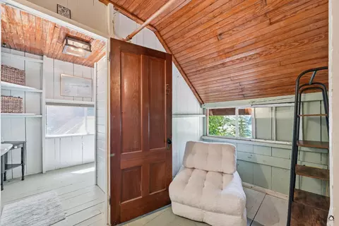 Entry Way - 33 Rough Ln, Belgrade, ME 04917 photo 6 of 7