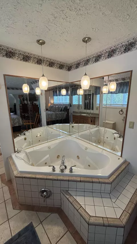 Bath - 429 Martin Rd, Sinclair, ME 04779 photo 5 of 12