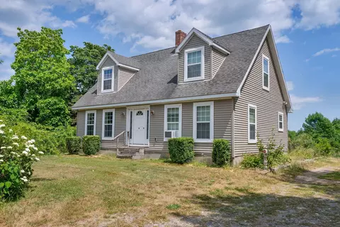 379 Waldoboro Rd, Friendship, ME 04547