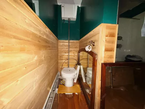 Bath - 42 Capri St, Brewer, ME 04412 photo 3 of 4