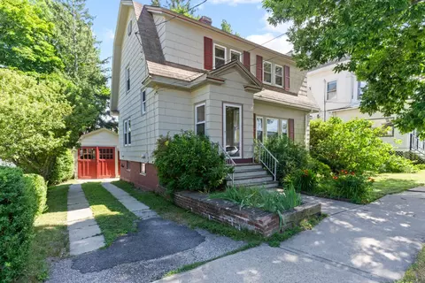 48 Belmont St, Portland, ME 04101
