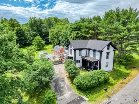 34 Capen Rd, Gardiner, ME 04345
