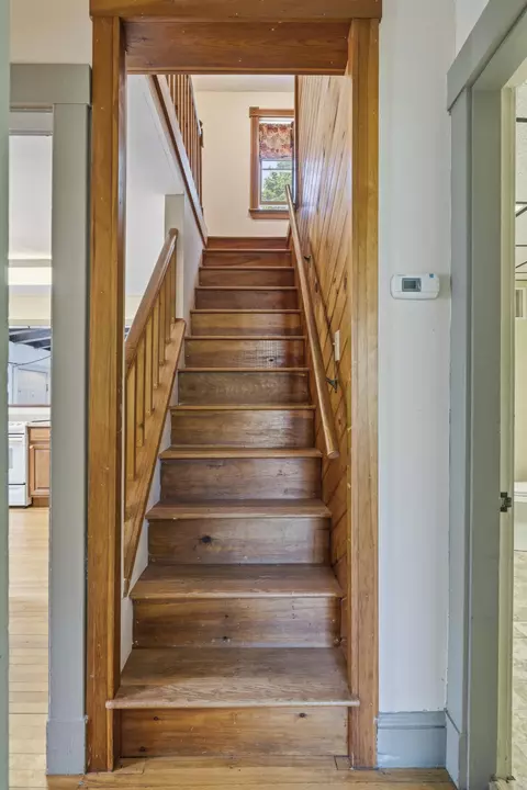 Entry Way - 5 Pine St, Augusta, ME 04330 photo 2 of 4
