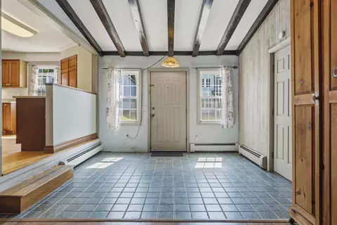 Entry Way - 5 Pine St, Augusta, ME 04330 photo 1 of 4