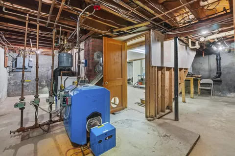 Entry Way - 5 Pine St, Augusta, ME 04330 photo 4 of 4