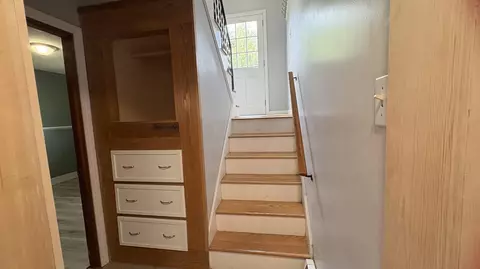 Entry Way - 52 Forest Ave, Augusta, ME 04330 photo 2 of 5