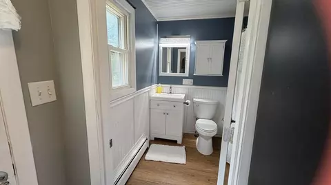 Bath - 52 Forest Ave, Augusta, ME 04330 photo 1 of 2