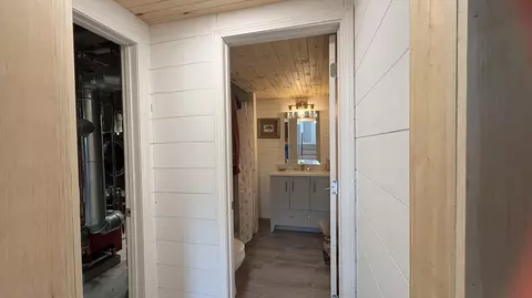 Entry Way - 52 Forest Ave, Augusta, ME 04330 photo 3 of 5