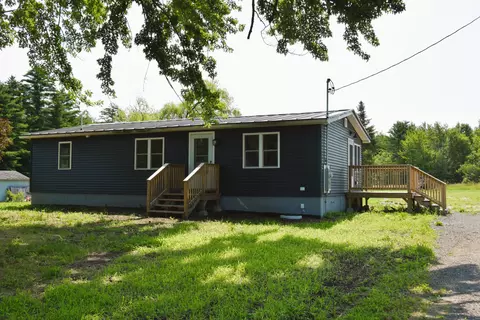 147 Lane Rd, New Sharon, ME 04955