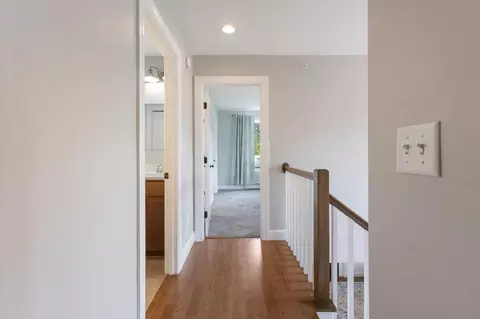 Entry Way - 10 Charlan Ln, Windham, ME 04062 photo 8 of 10