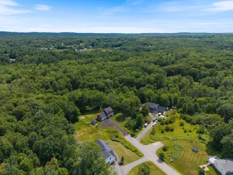 View/Area - 10 Charlan Ln, Windham, ME 04062 photo 13 of 15