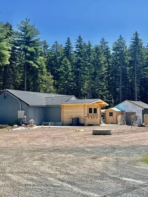1 Main St, Southwest Harbor, ME 04679