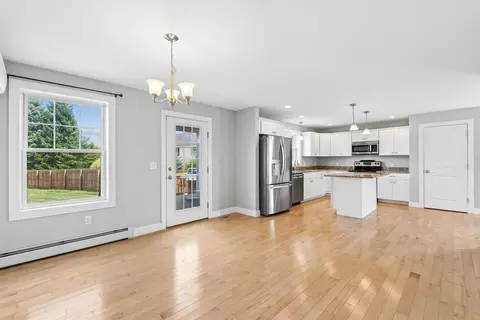 22 Cumberland Ln, Gorham, ME 04038 photo 9